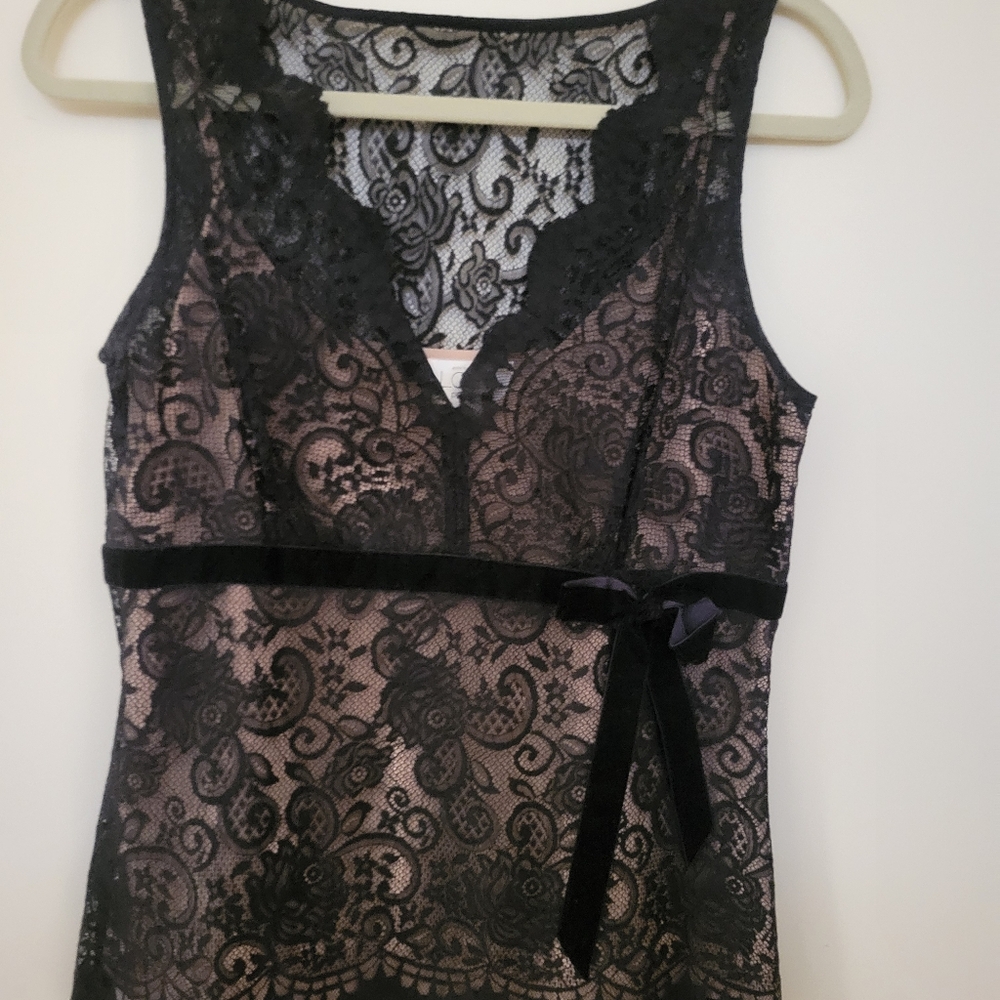 Ann Taylor Loft Contrast Lace Velvet Ribbon Bow Blouse Top Scalloped Trim